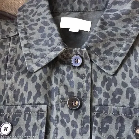 Loft Jacket - Picture 2 of 5